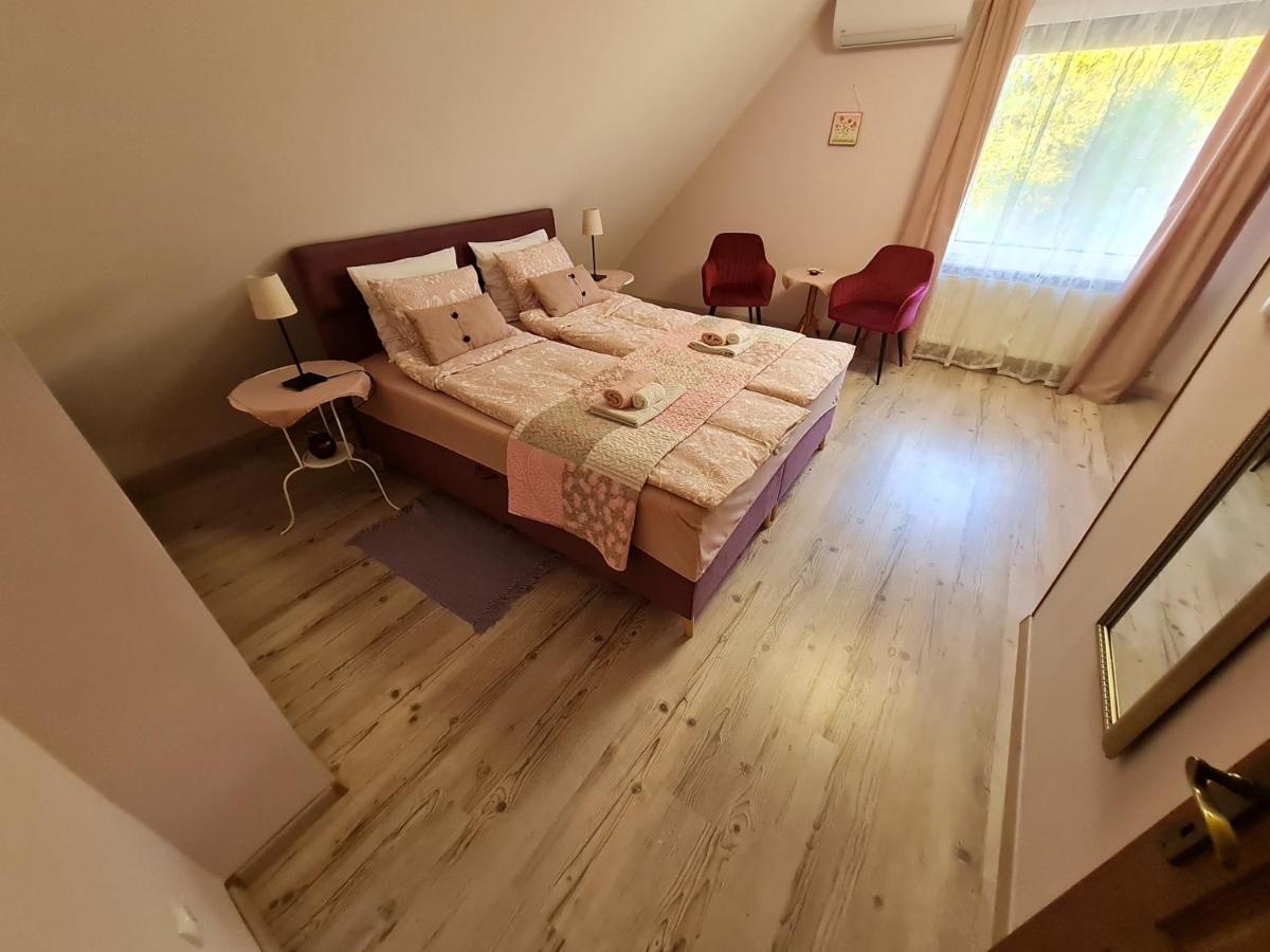 Apartments For Rent Near Budapest Etyek Kültér fotó